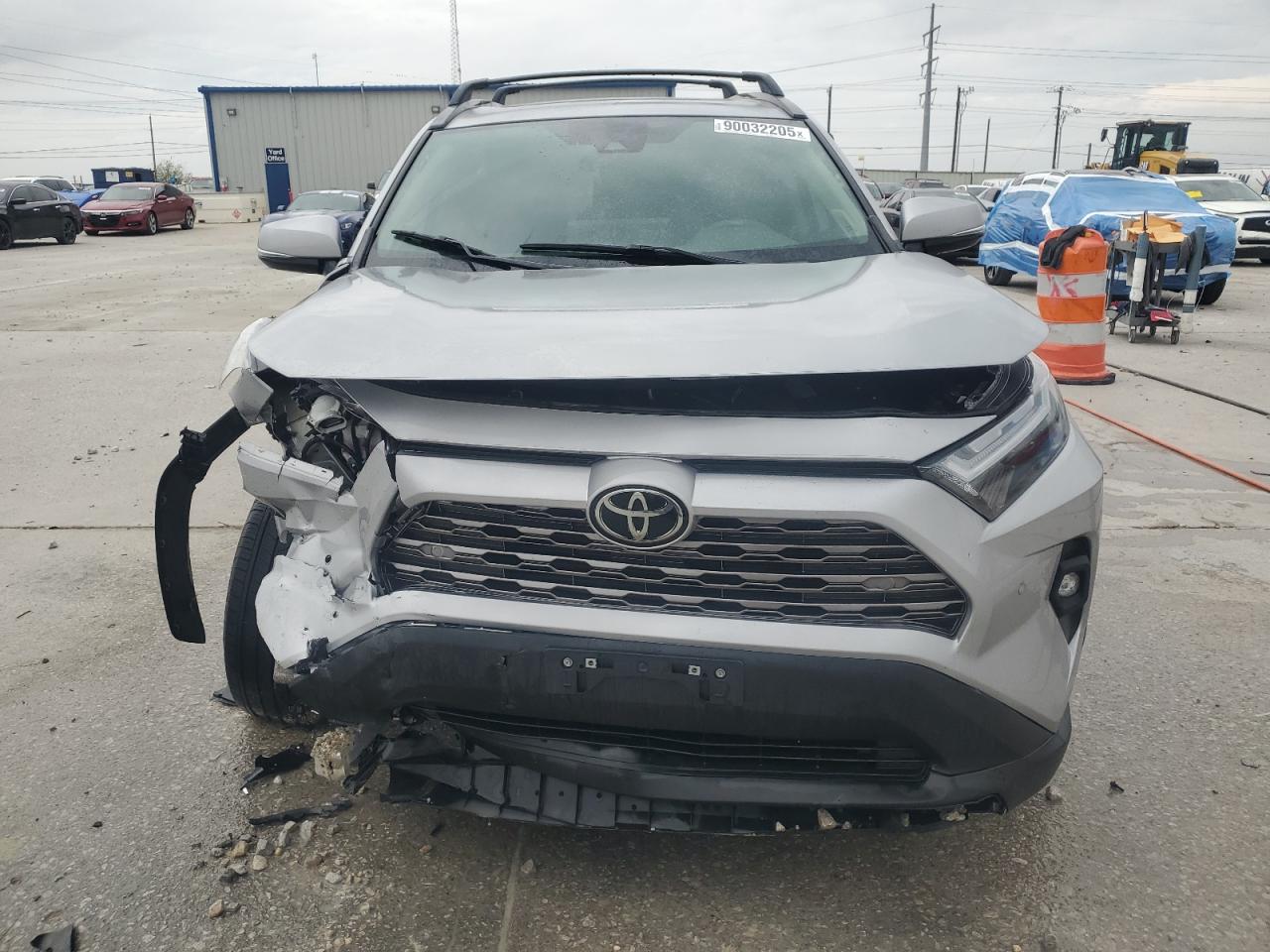 Toyota RAV4 Limited Image 7