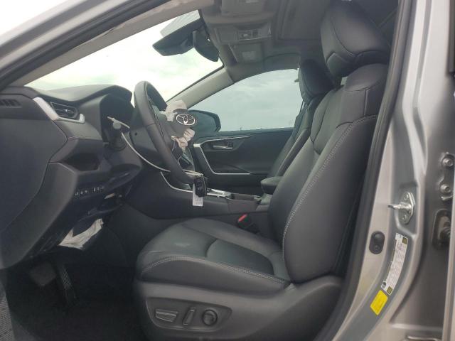 Toyota RAV4 Limited Image 14