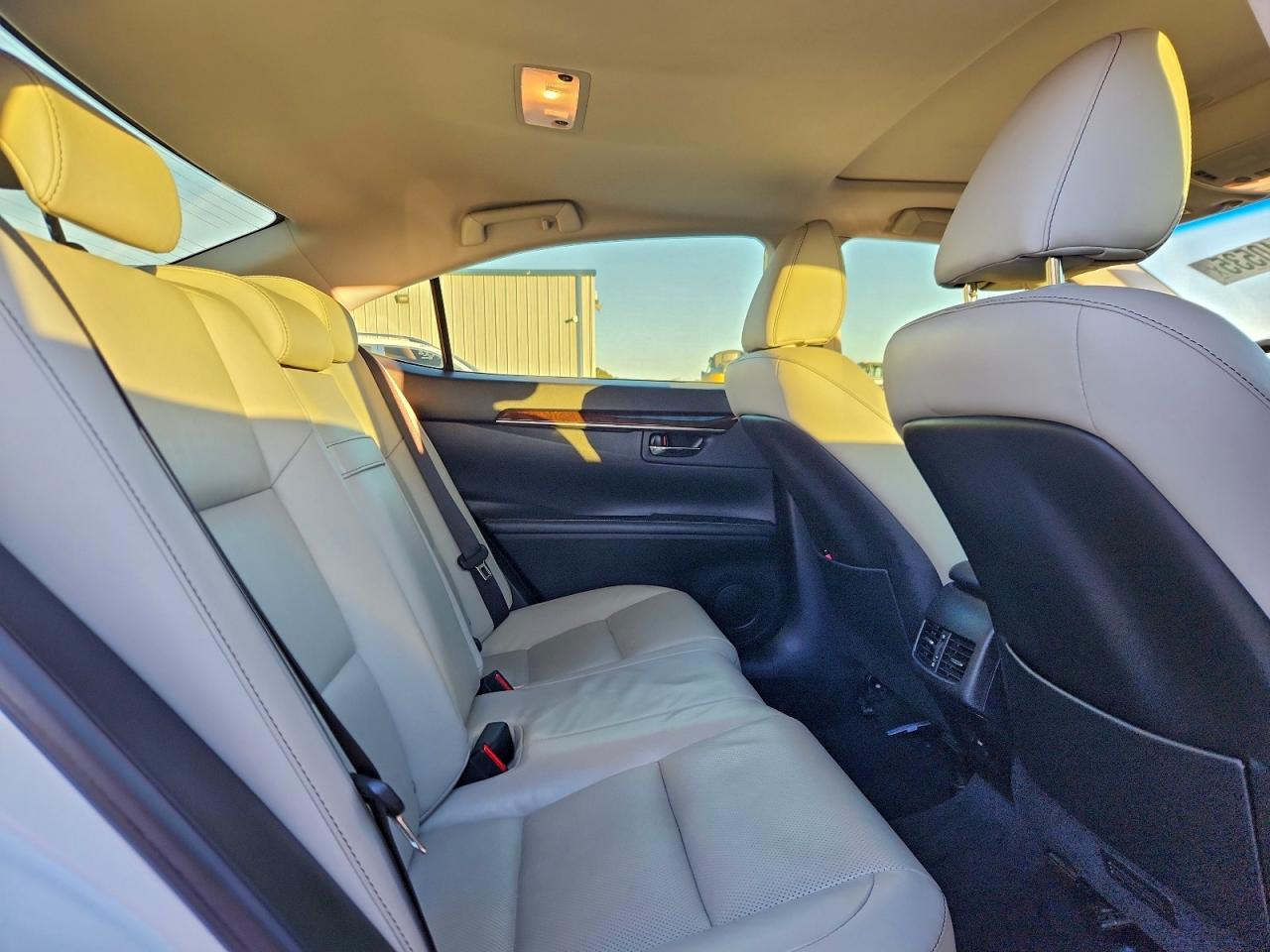 Lexus Es 350 Image 7