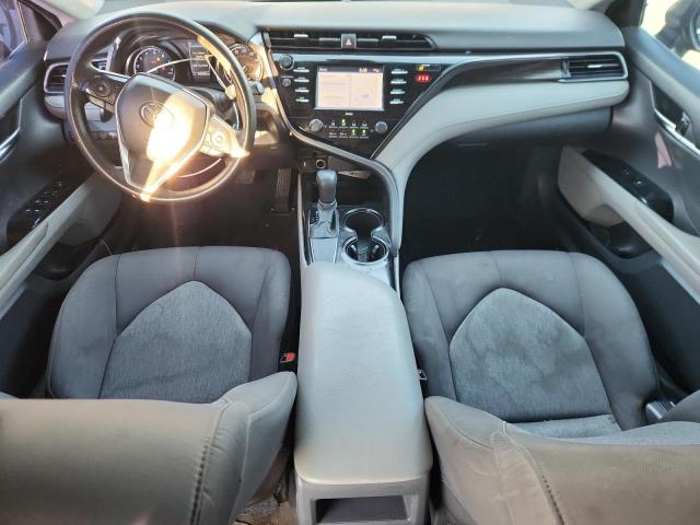 Toyota Camry Le Image 11