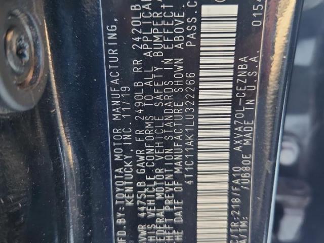 Toyota Camry Le Image 6