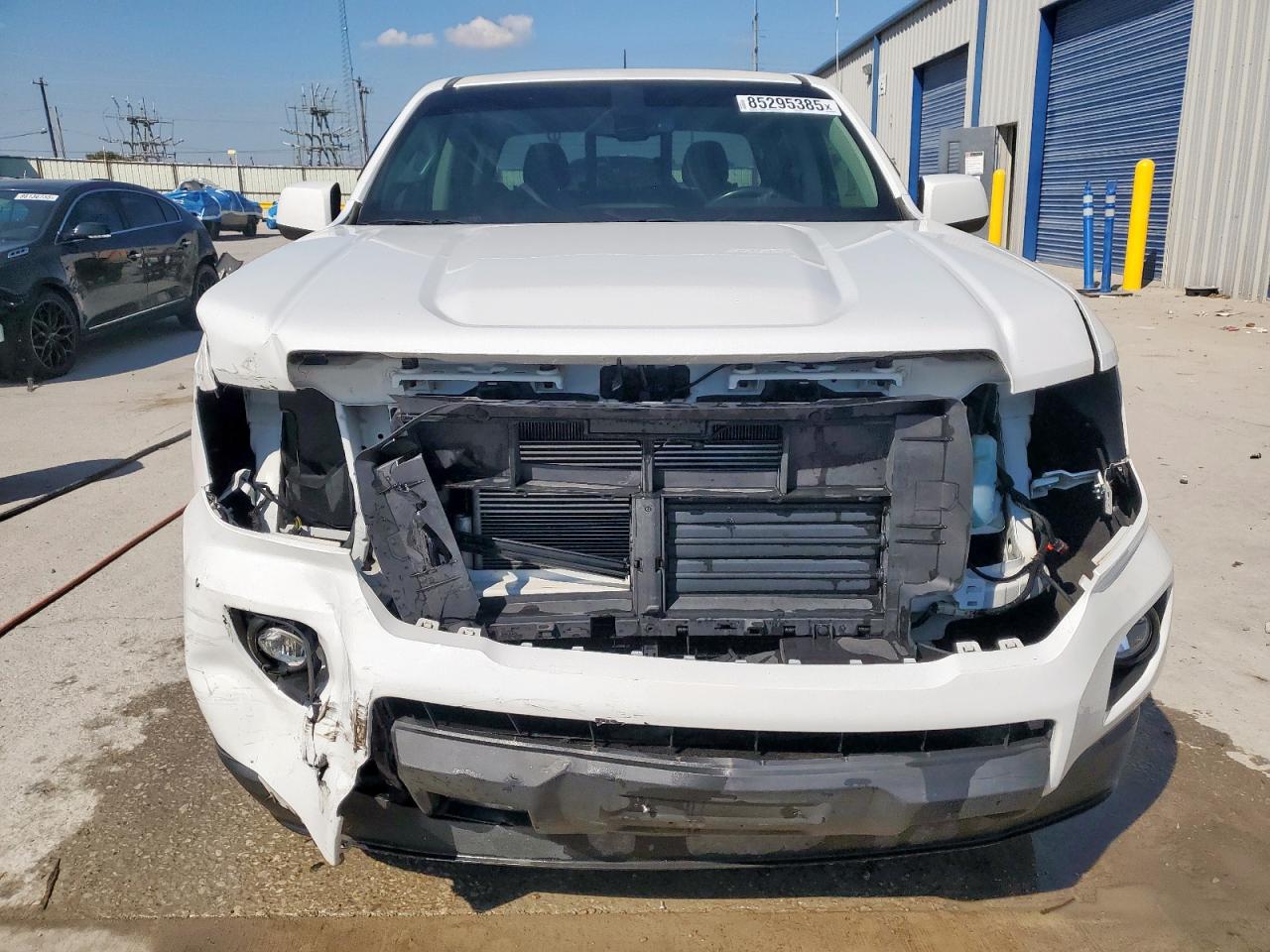 GMC Canyon Sle Image 2