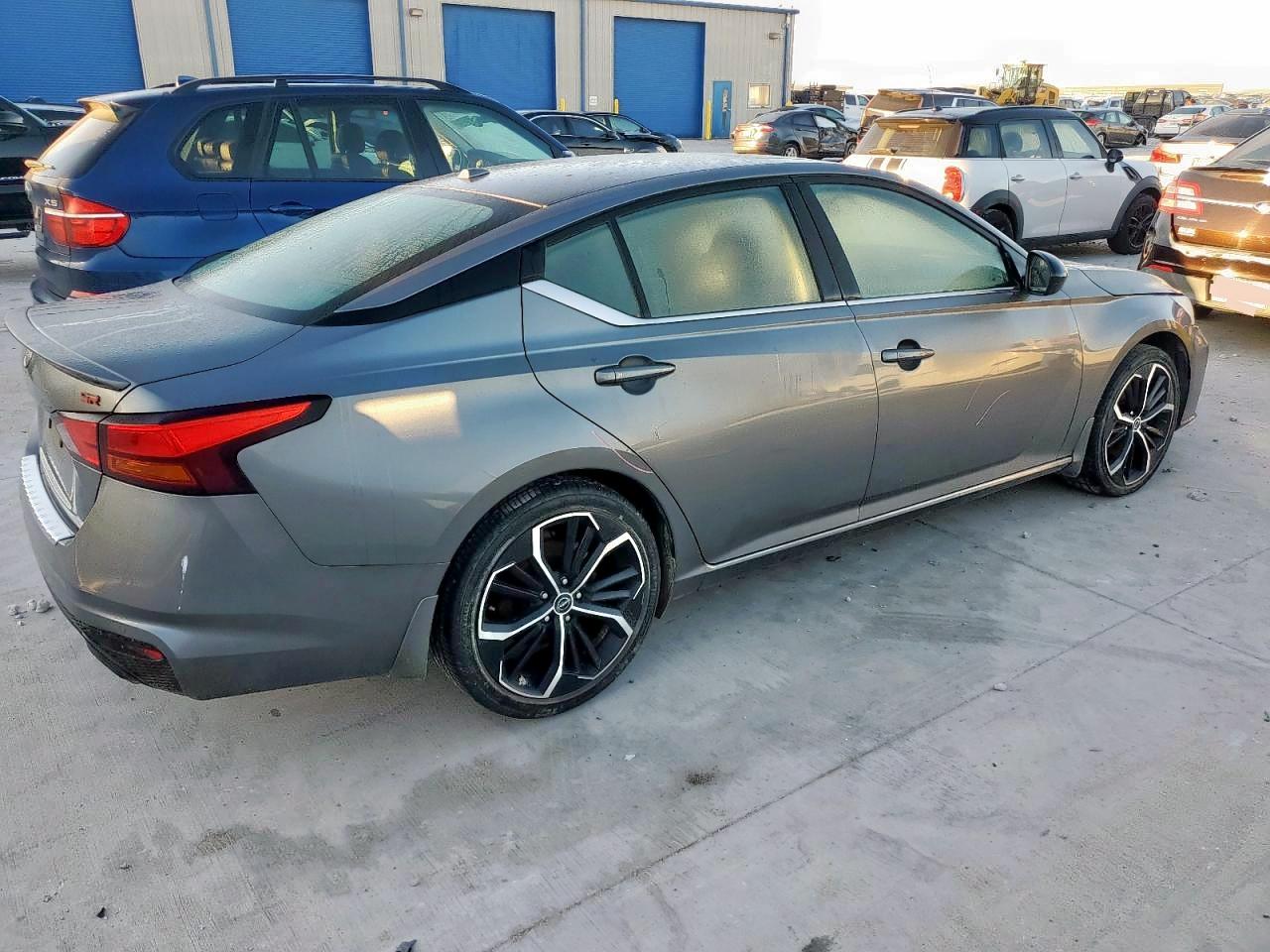 Nissan Altima Sr Image 5