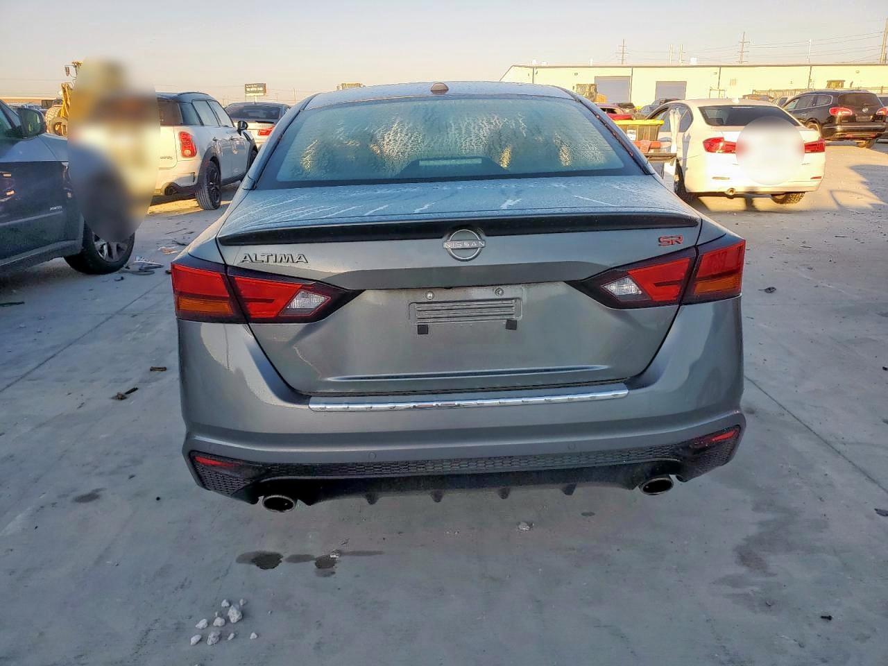 Nissan Altima Sr Image 3