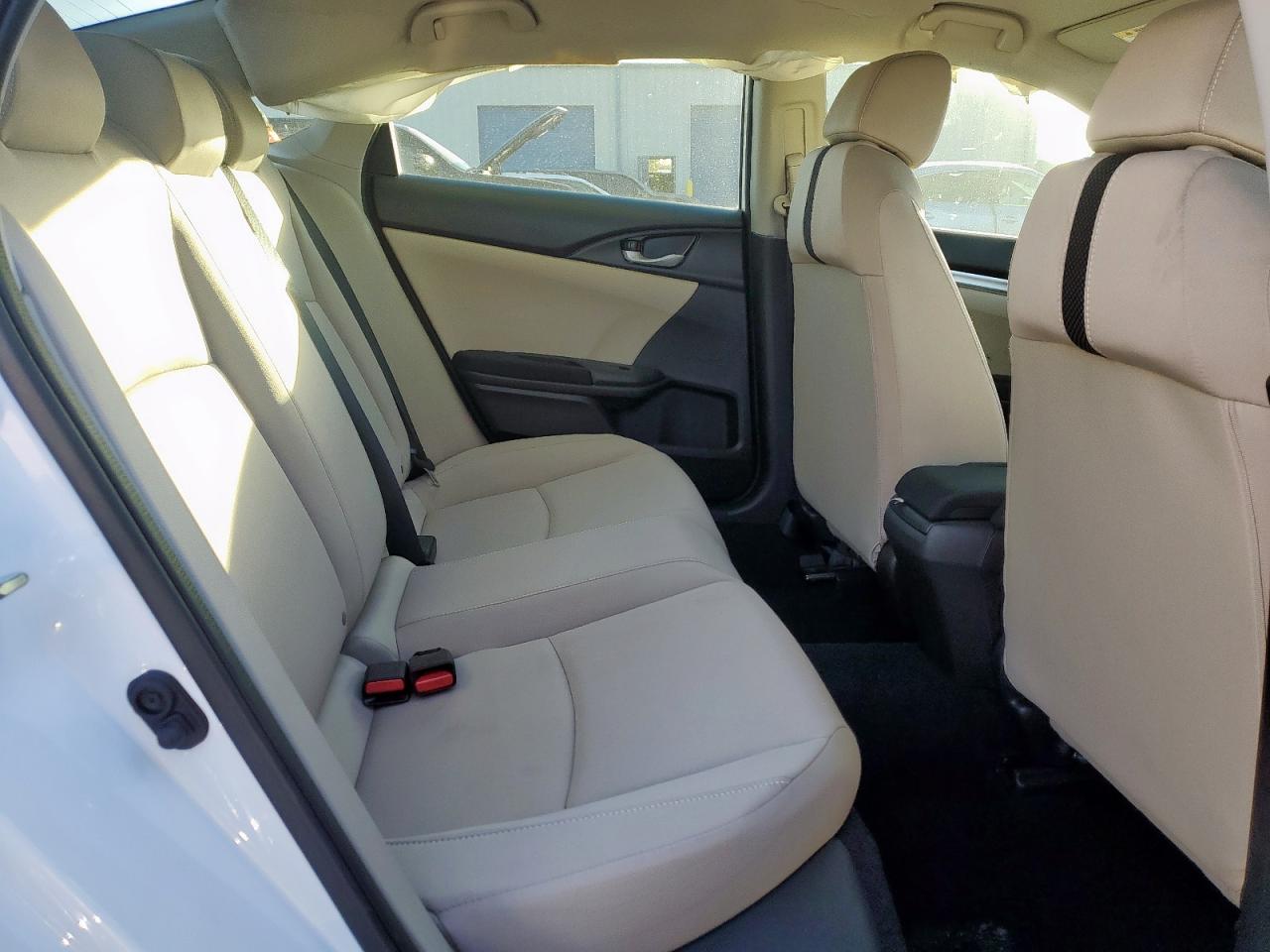 Honda Civic Lx Image 10