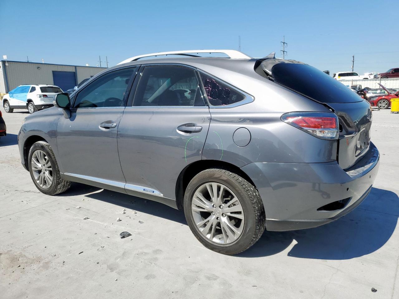 Lexus RX 450h Image 2