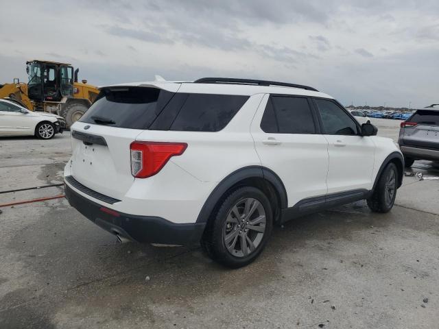 Ford Explorer Xlt Image 13