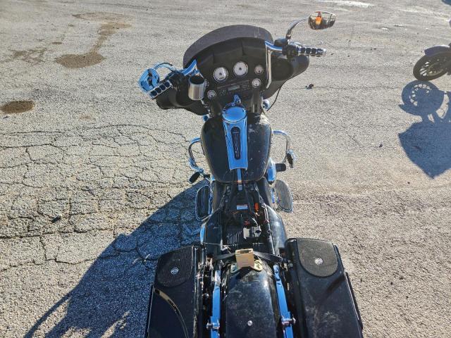 Harley-Davidson Fl Image 3