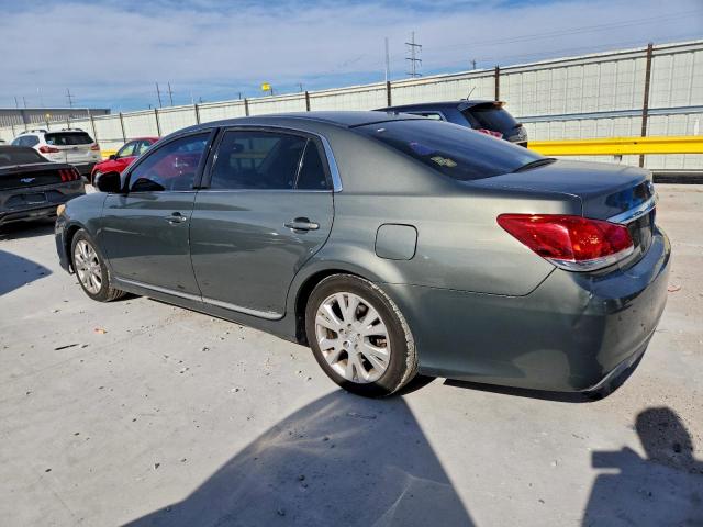 Toyota Avalon Base Image 2