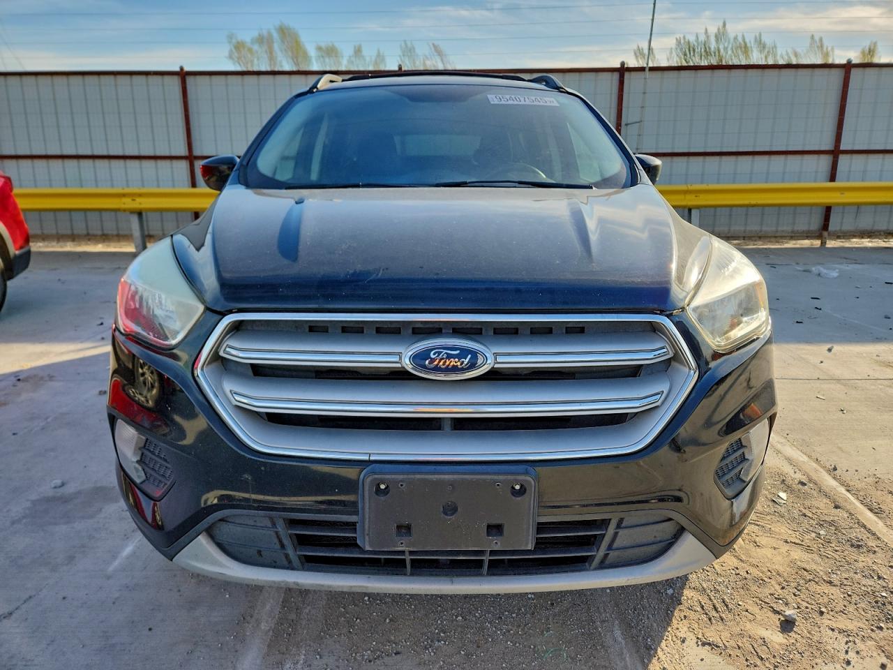 Ford Escape Se Image 2