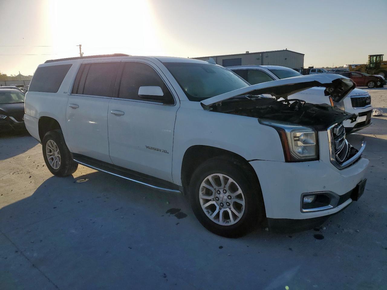 GMC Yukon C1500 Slt Image 13