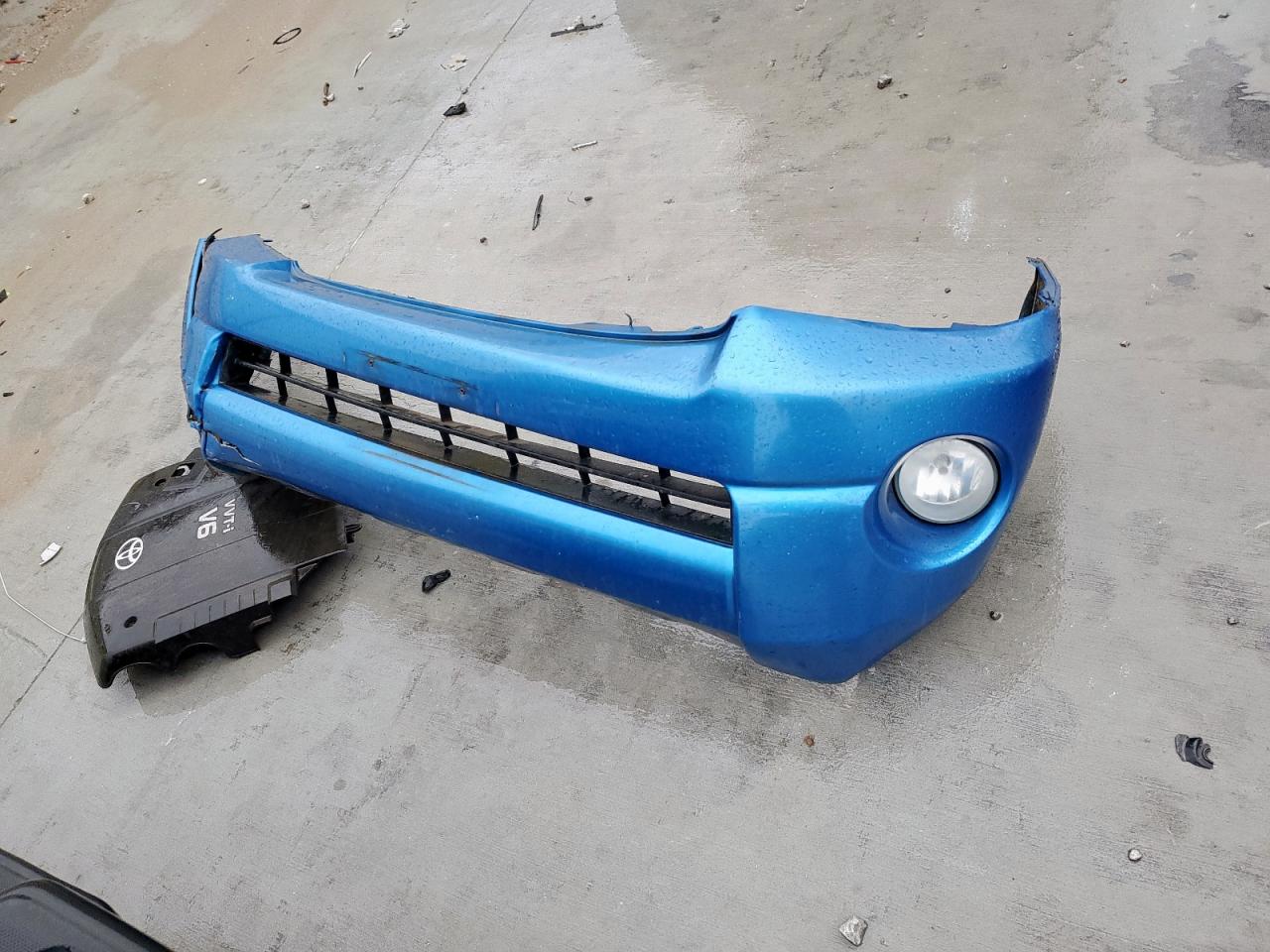 Toyota Tacoma Double Cab Image 10