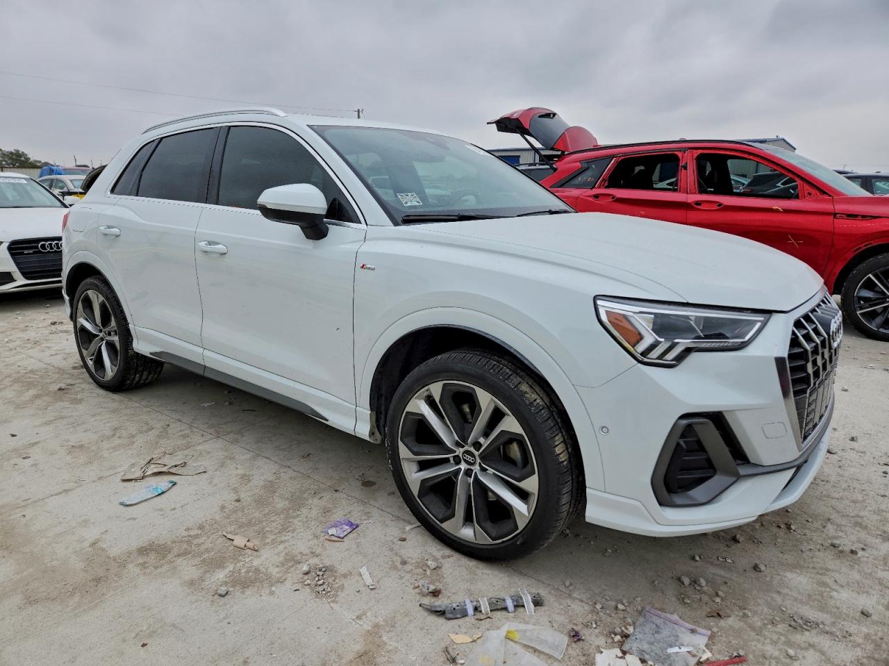 Audi Q3 Prestige S-line Image 9