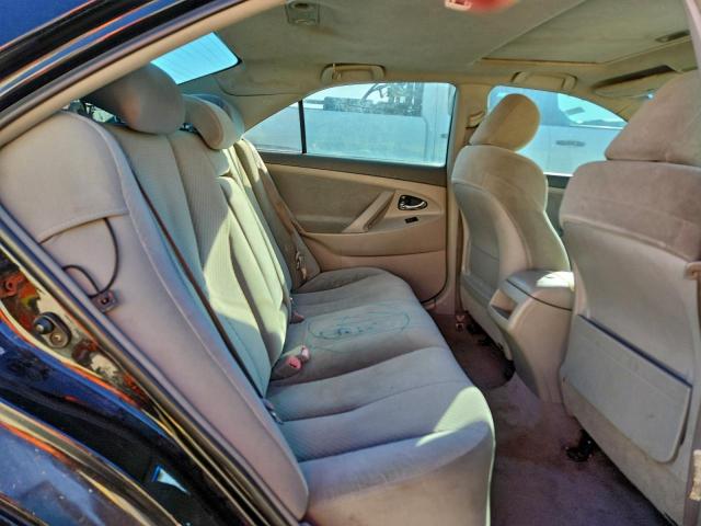 Toyota Camry Ce Image 7