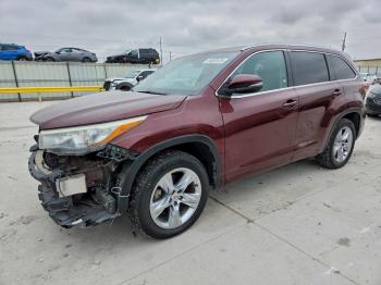  Salvage Toyota Highlander