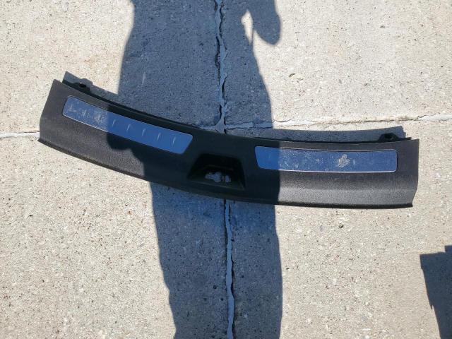 Buick Enclave Premium Image 9