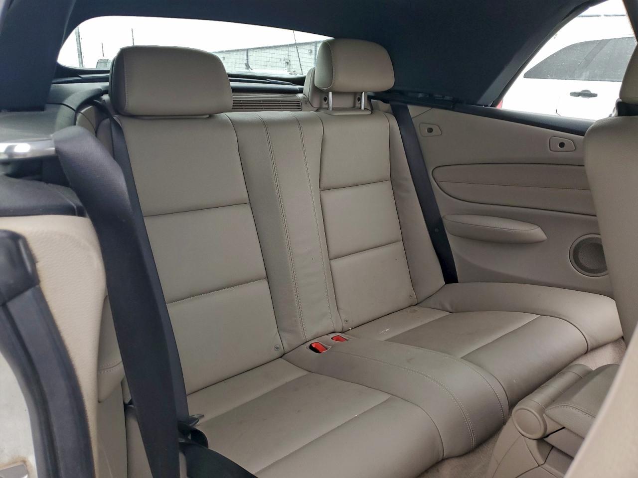 BMW 1 Series I Image 12