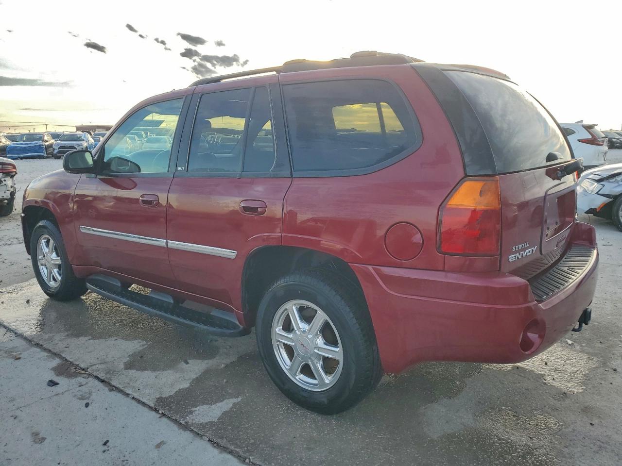 GMC Envoy Image 3