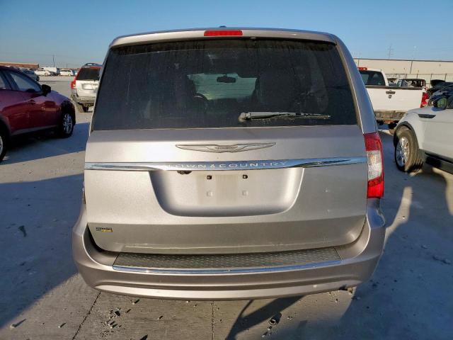 Chrysler Minivan Touring Image 10