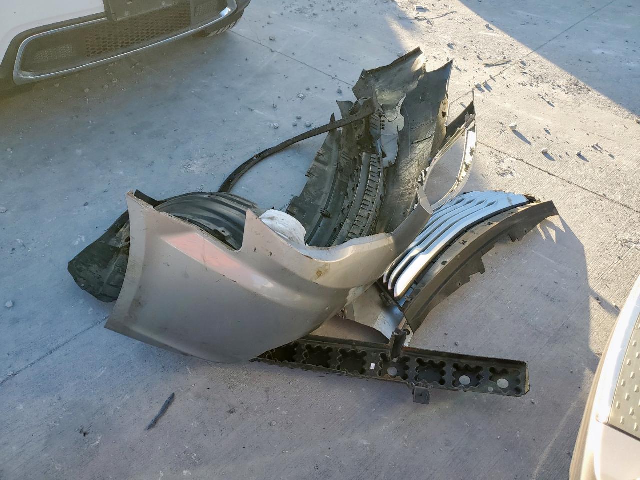 Chrysler Minivan Touring Image 13