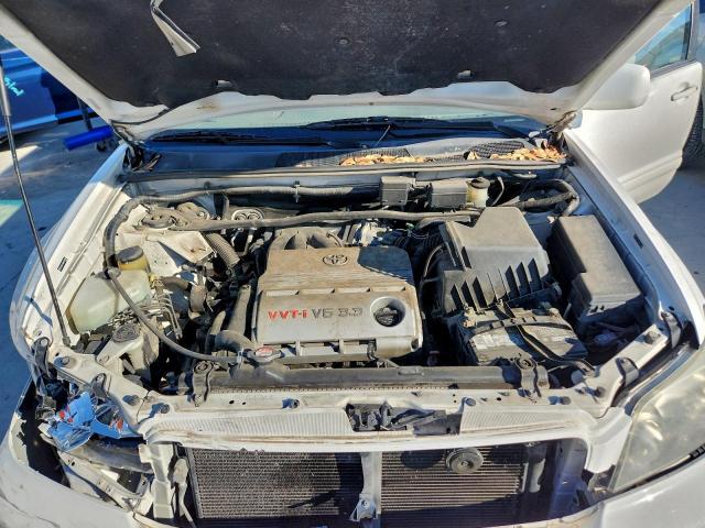 Toyota Highlander Base Image 13