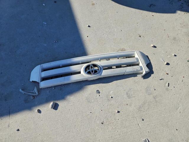 Toyota Highlander Base Image 9