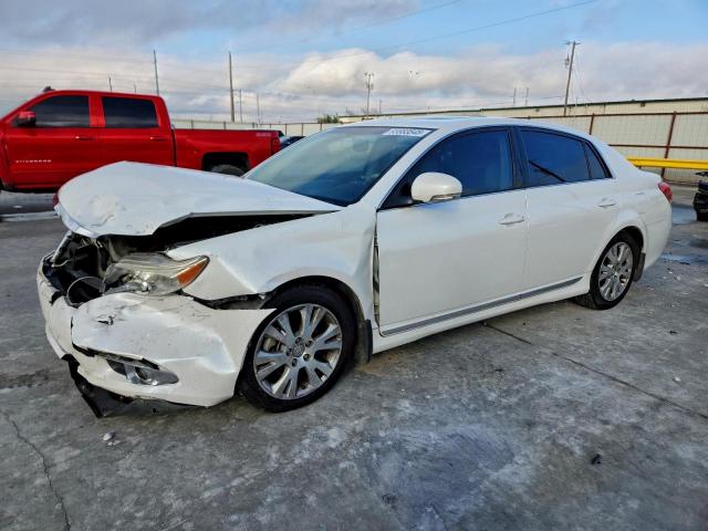  Salvage Toyota Avalon