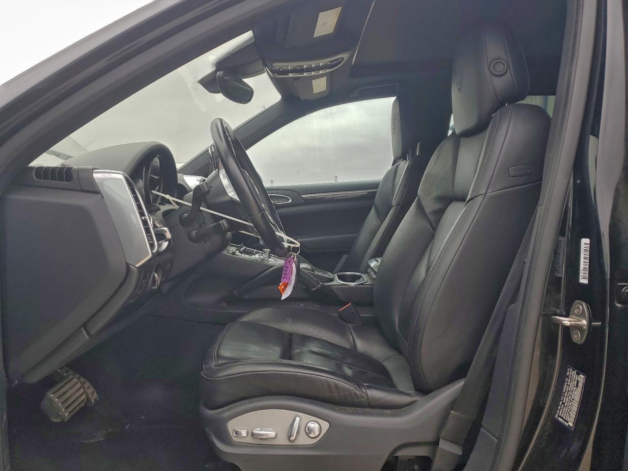 Porsche Cayenne Se Hybrid Platinum Image 6