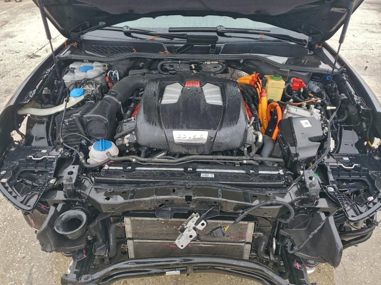 Porsche Cayenne Se Hybrid Platinum Image 14