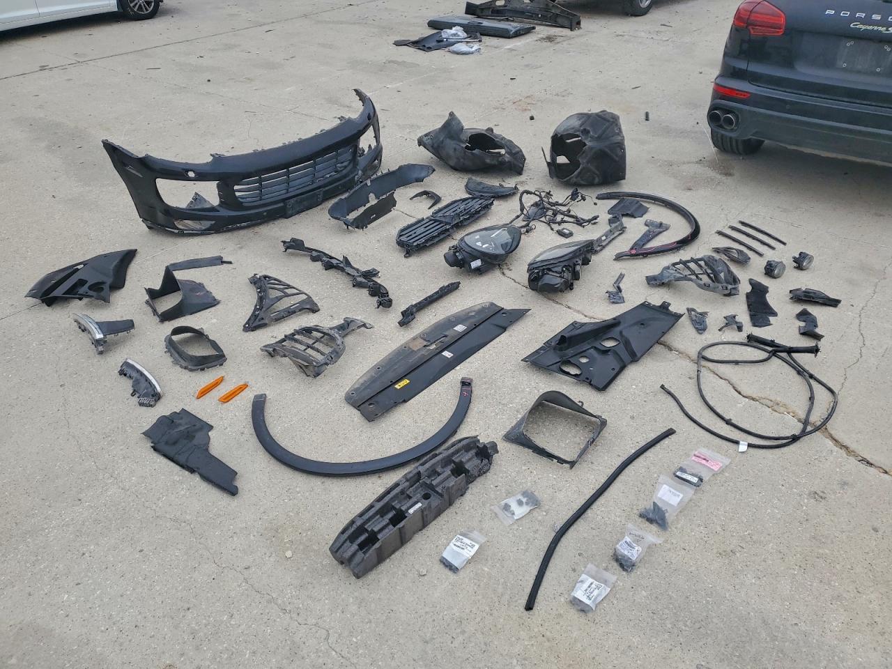 Porsche Cayenne Se Hybrid Platinum Image 11