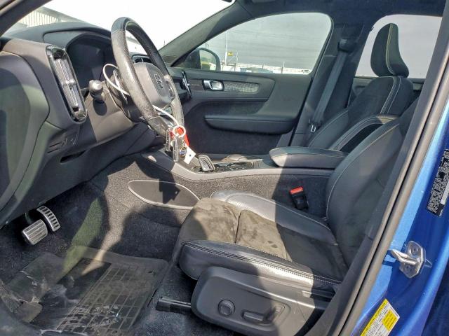 Volvo XC40 T5 Momentum Image 3