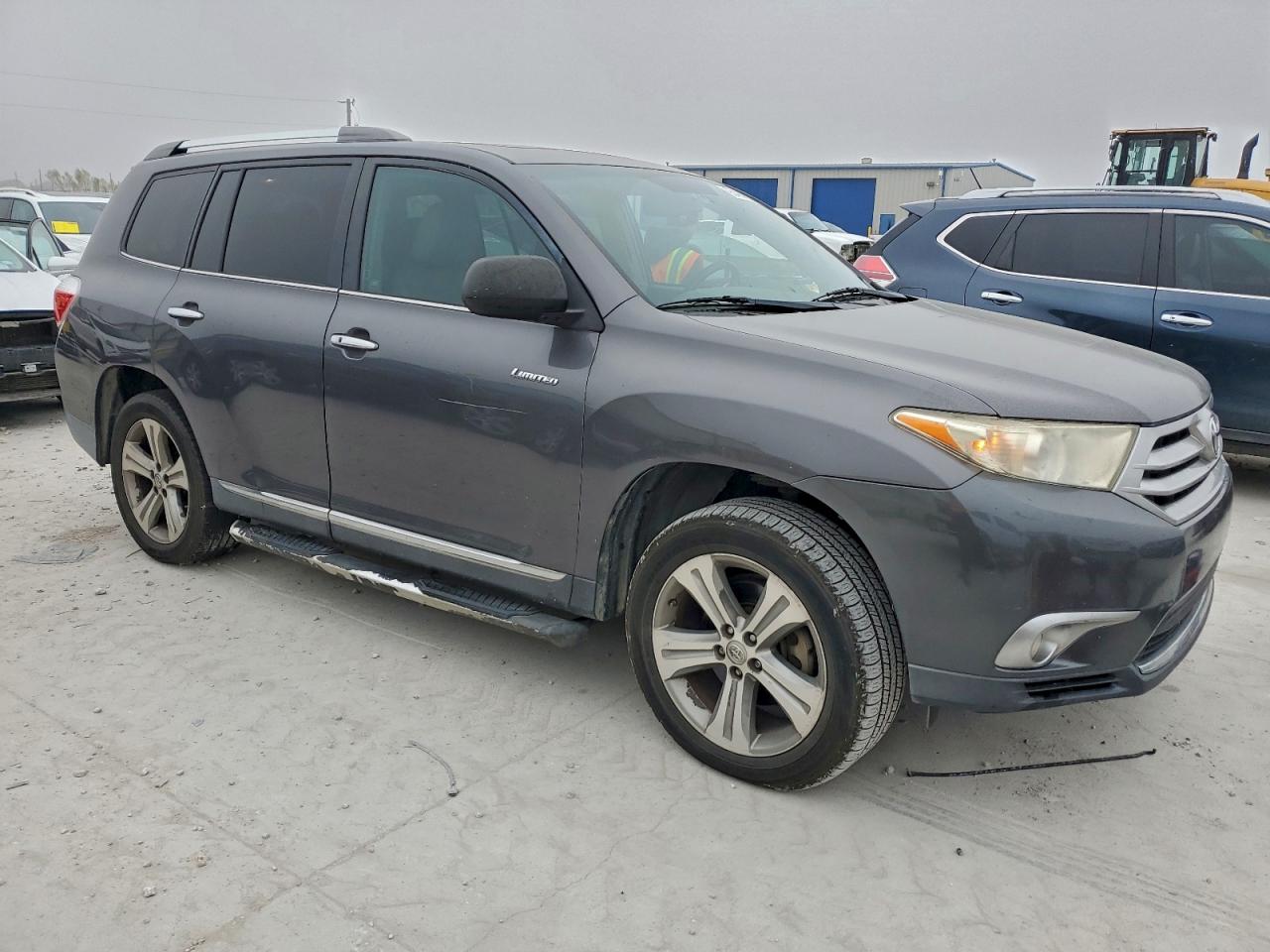 Toyota Highlander Limited Image 9