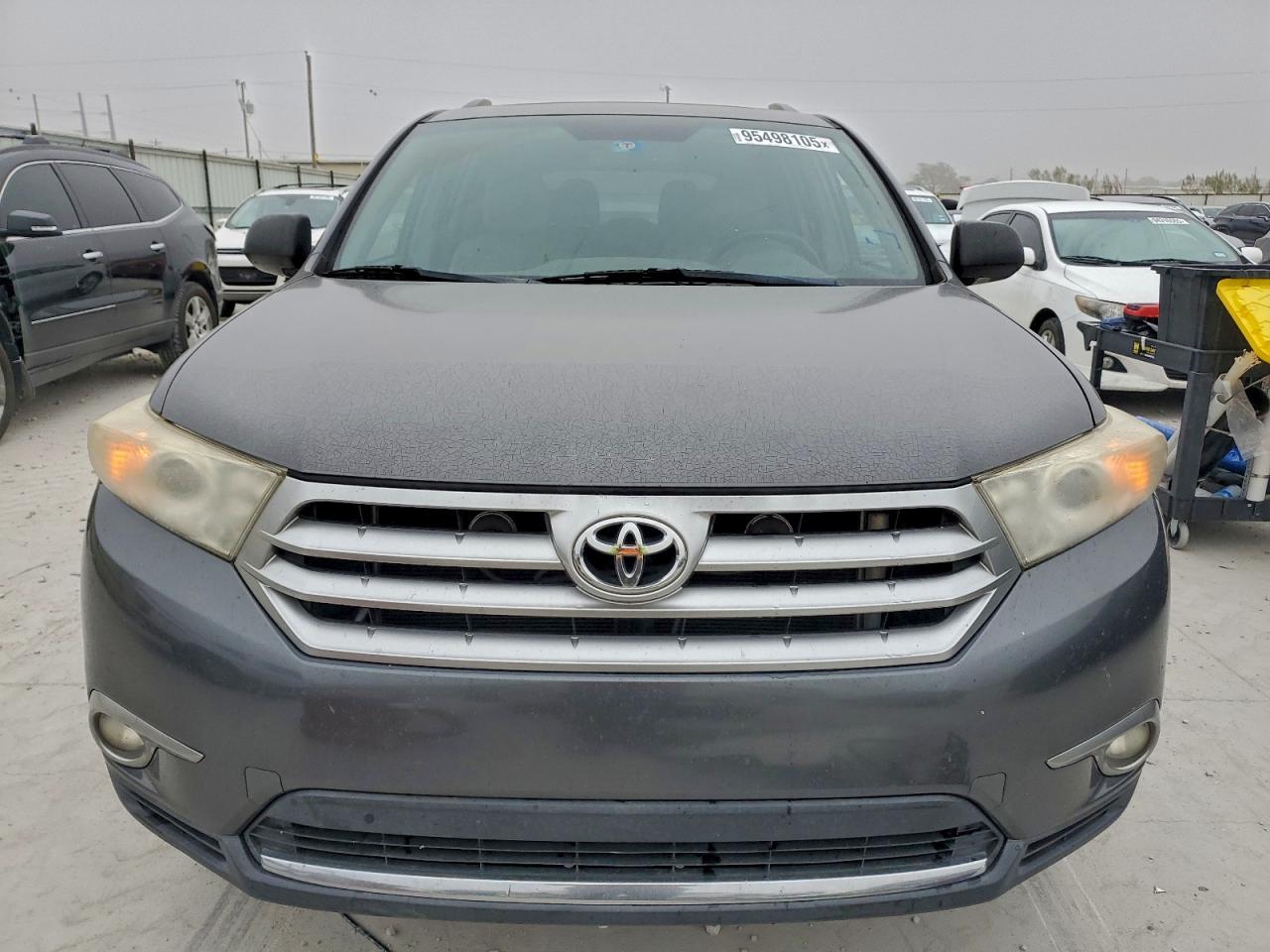 Toyota Highlander Limited Image 2