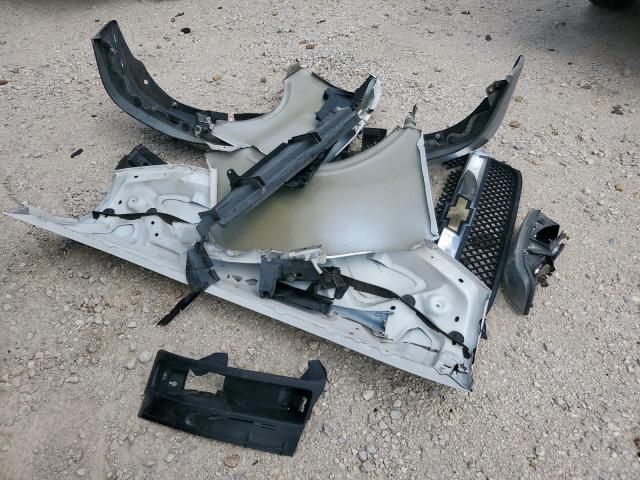 Chev Express Image 5