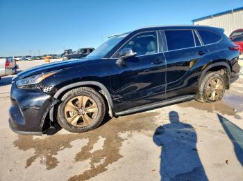 2023 Toyota Highlander 5TDAARAH8PS******