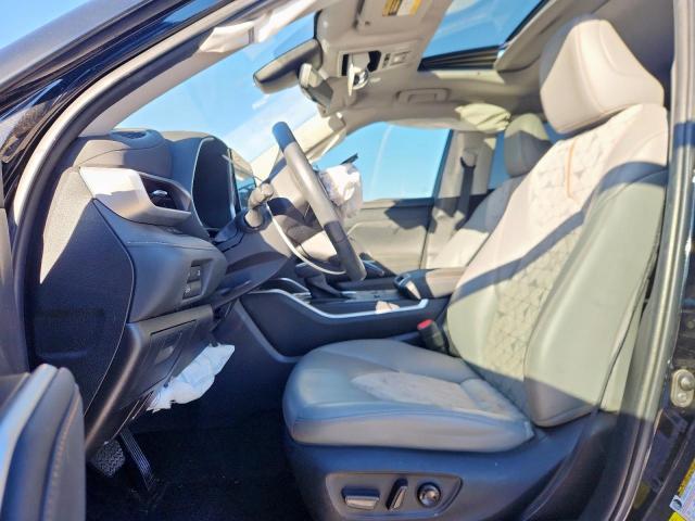 Toyota Highlander Hybrid Bronze Edition Image 5