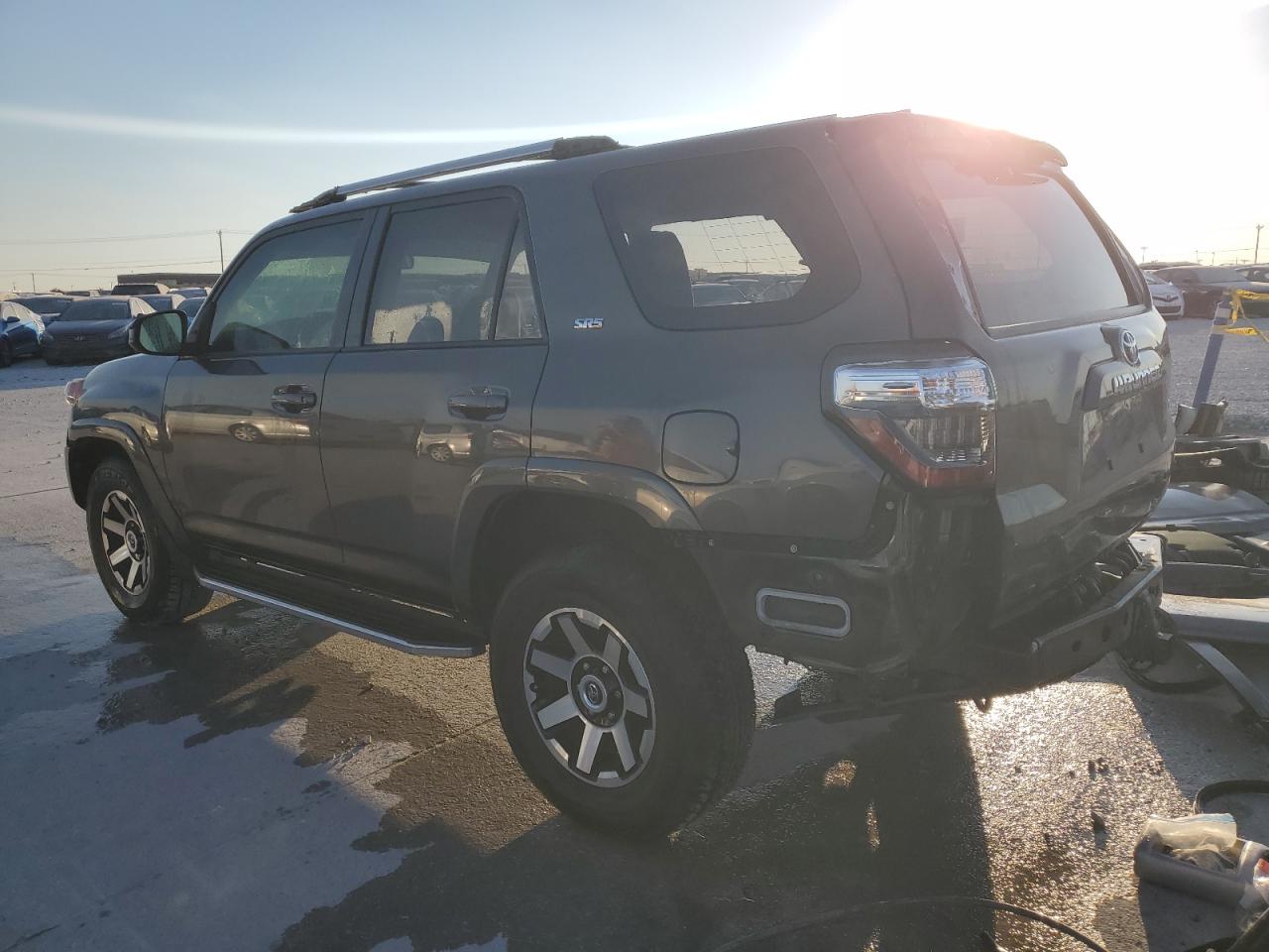 Toyota 4Runner Sr5 Image 3