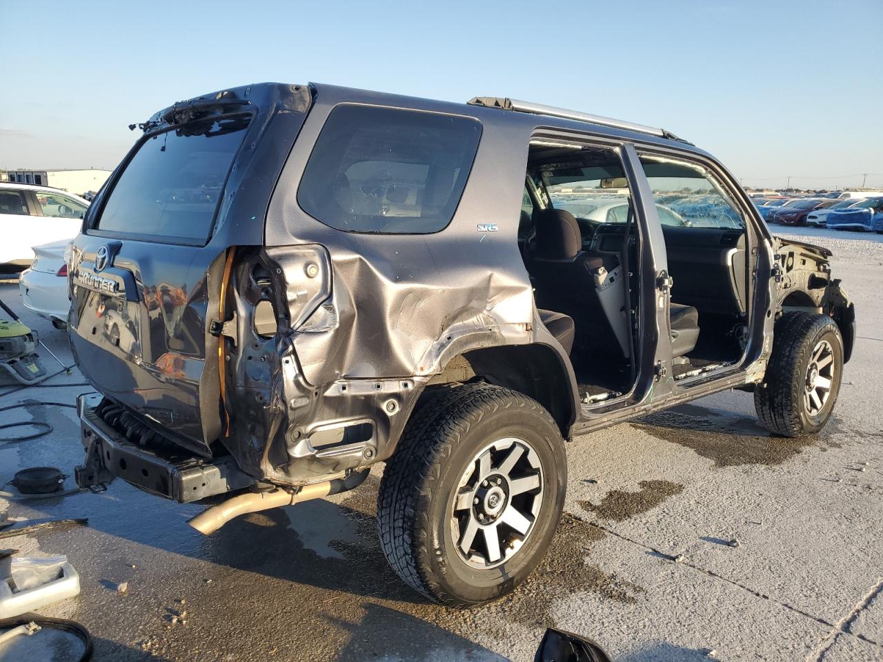 Toyota 4Runner Sr5 Image 5