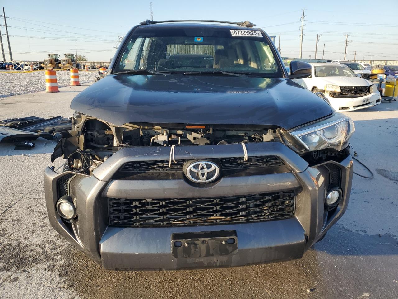 Toyota 4Runner Sr5 Image 6