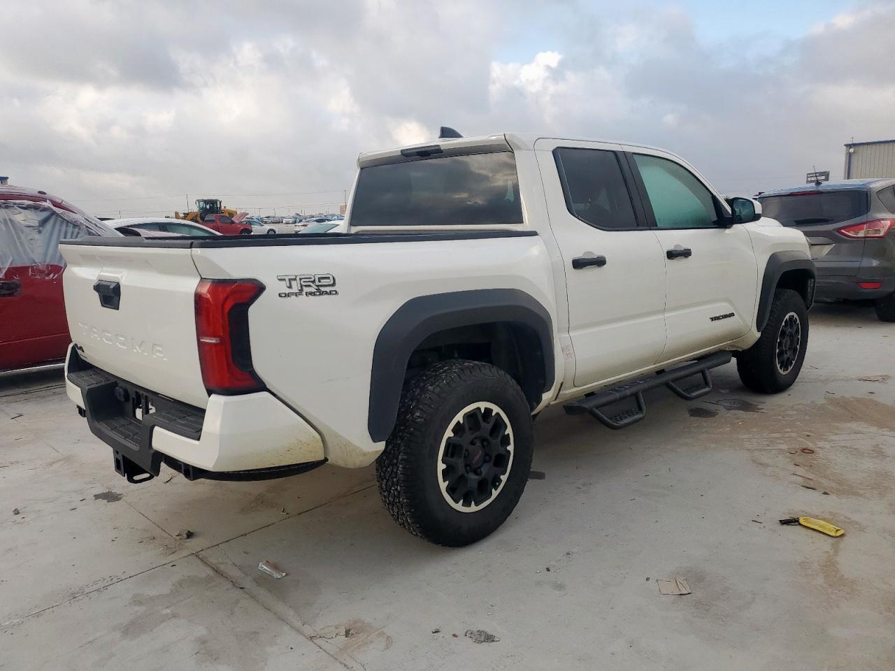 Toyota Tacoma Double Cab Image 2