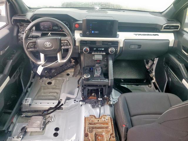 Toyota Tacoma Double Cab Image 9