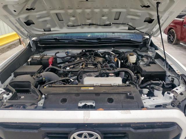 Toyota Tacoma Double Cab Image 11