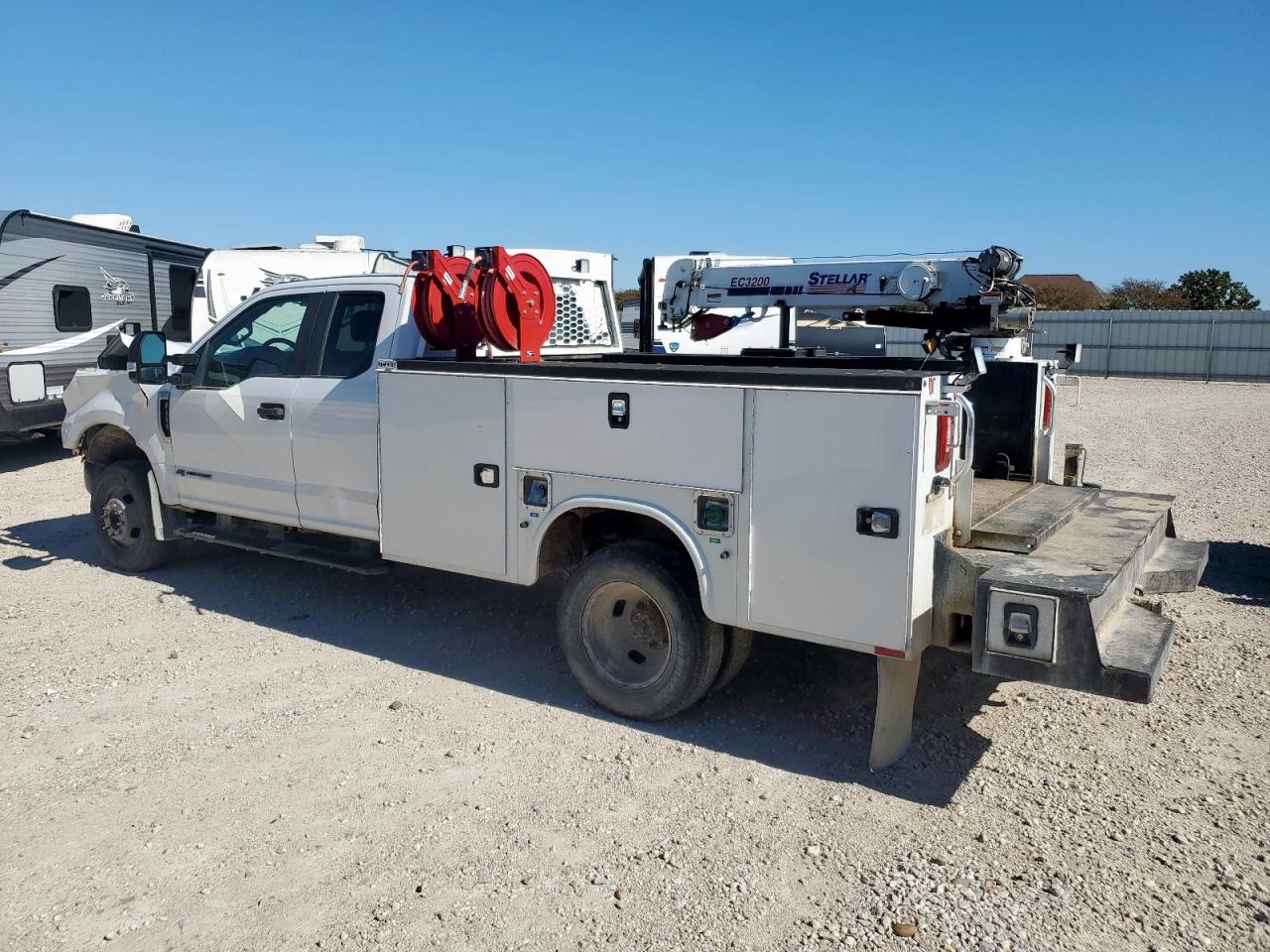 Ford F-350 Super Duty Image 7