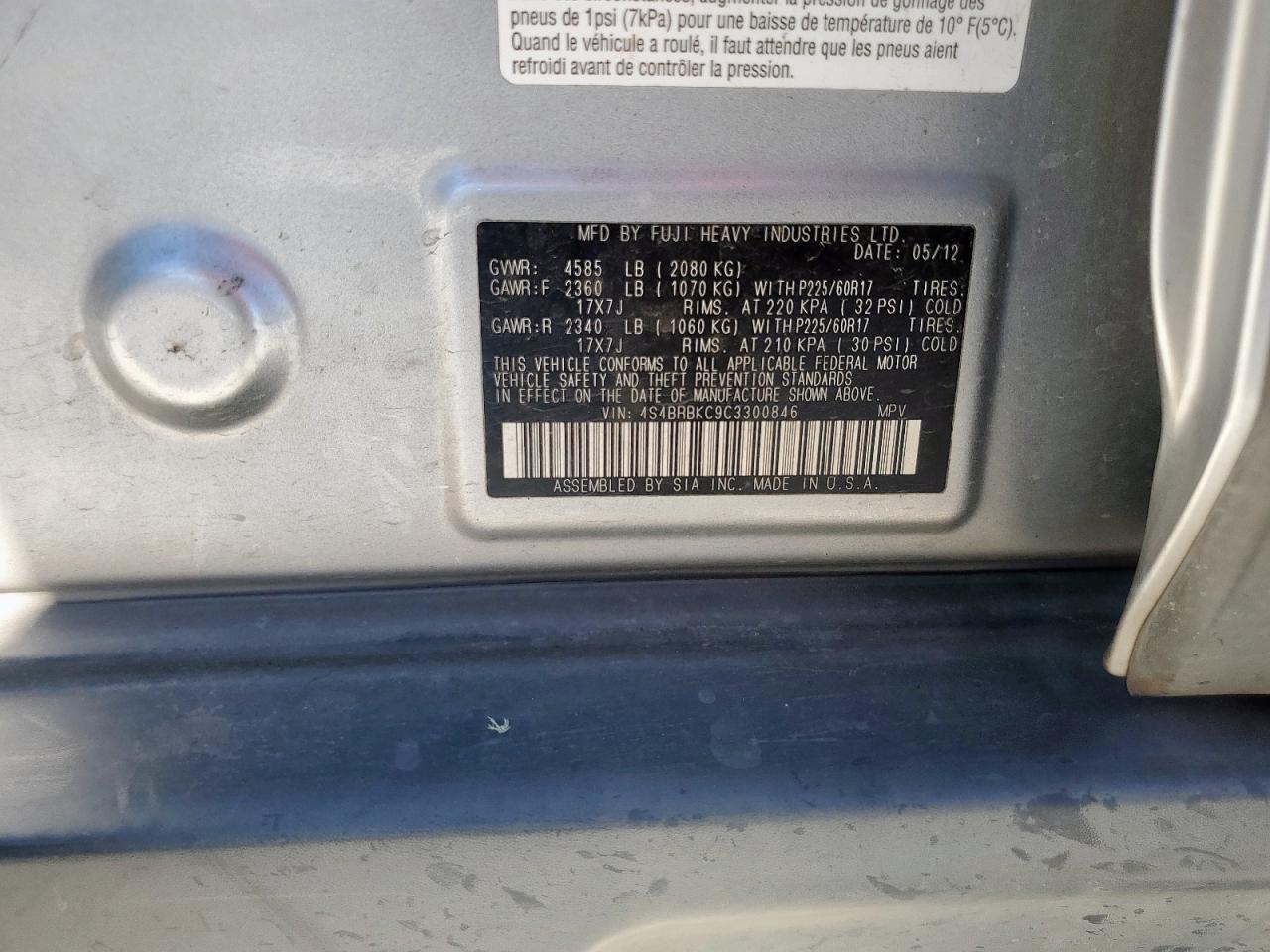 Subaru Outback 2.5i Limited Image 12