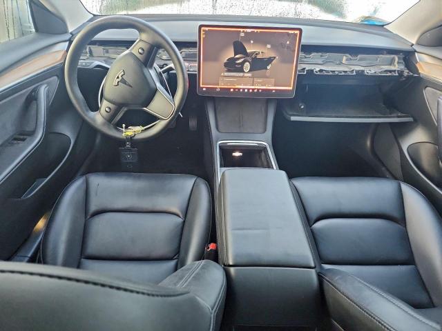 Tesla Model 3 Image 12