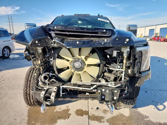 GMC Sierra K2500 Denali Image 8