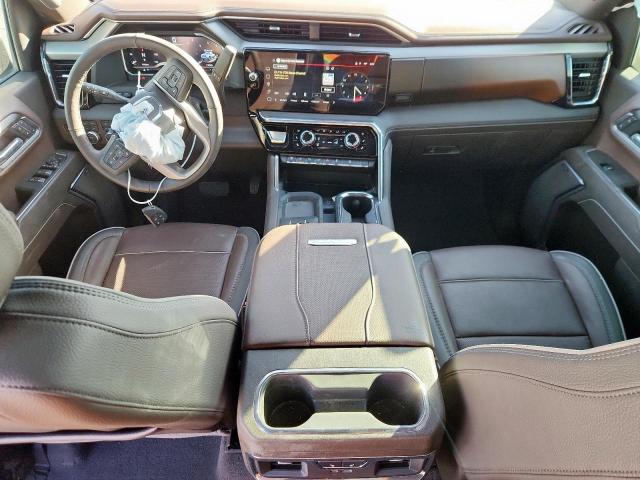 GMC Sierra K2500 Denali Image 10