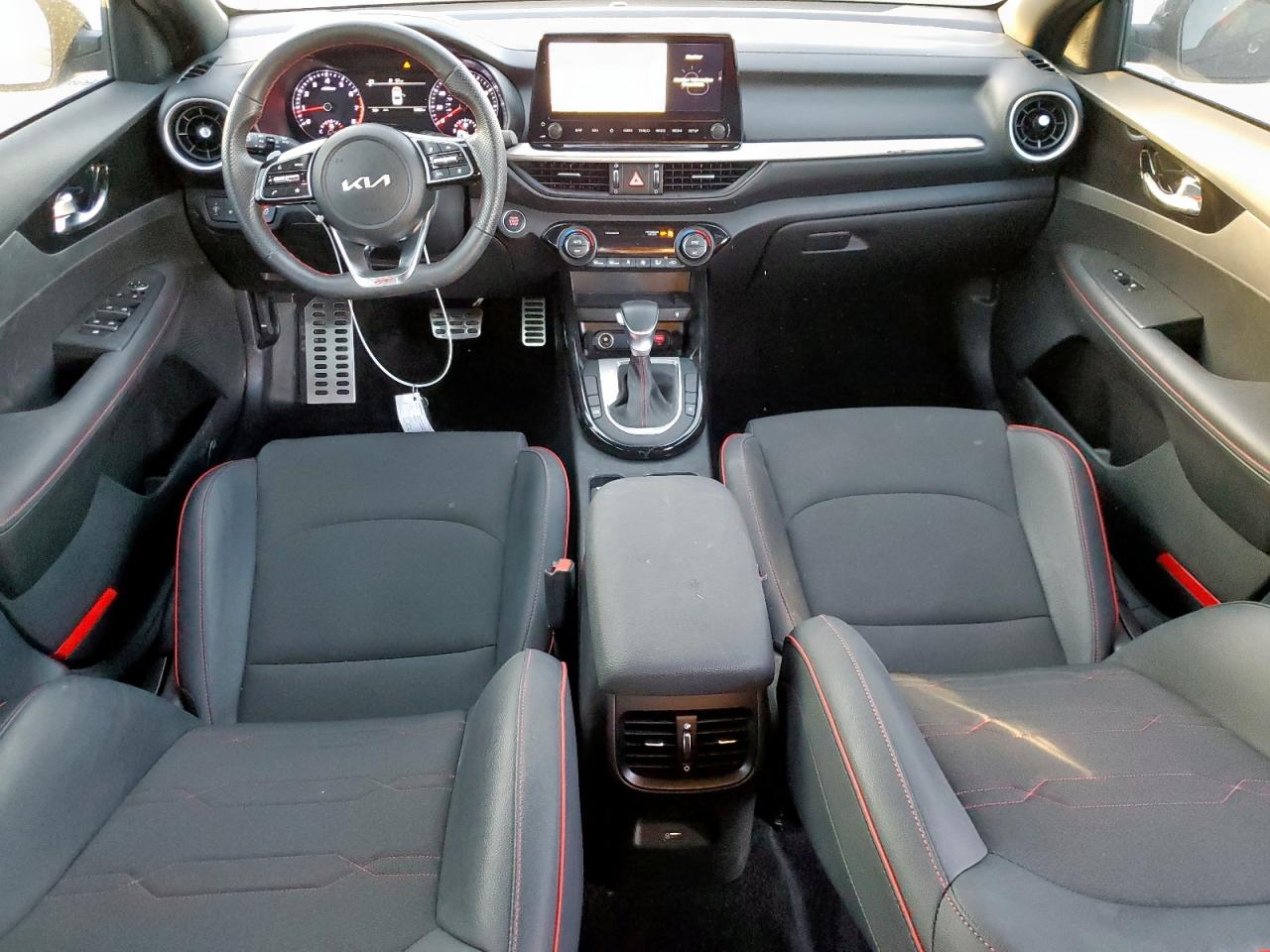 Kia Forte Gt Image 10