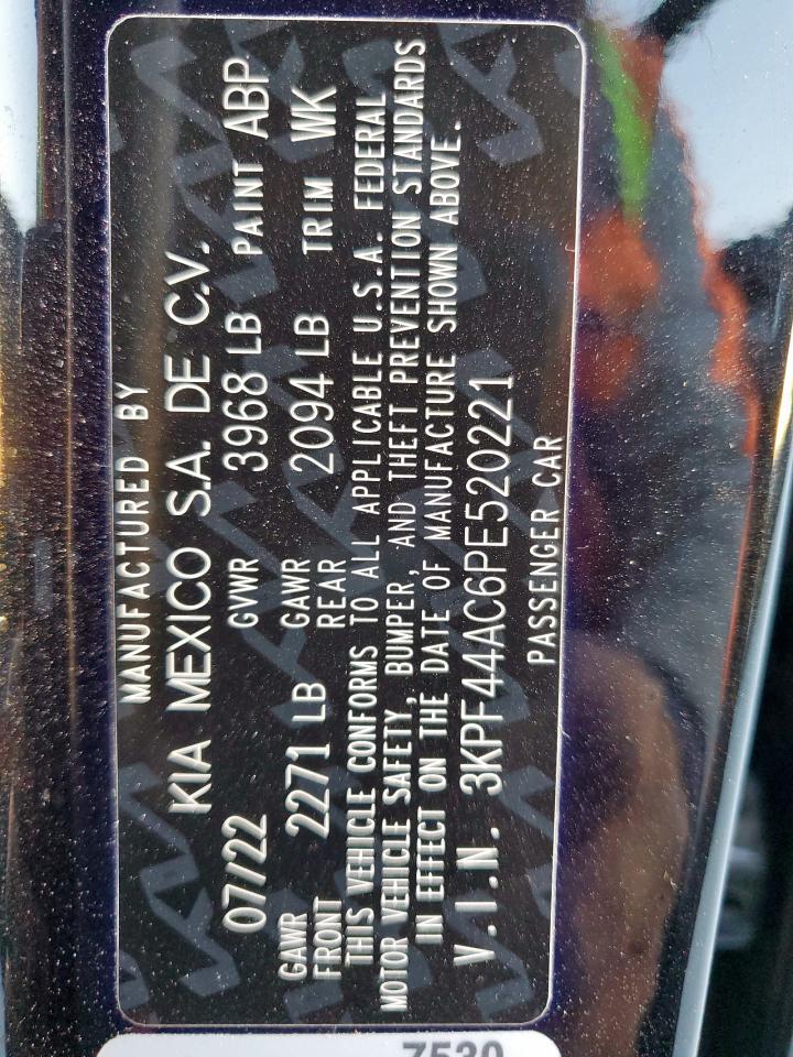 Kia Forte Gt Image 8