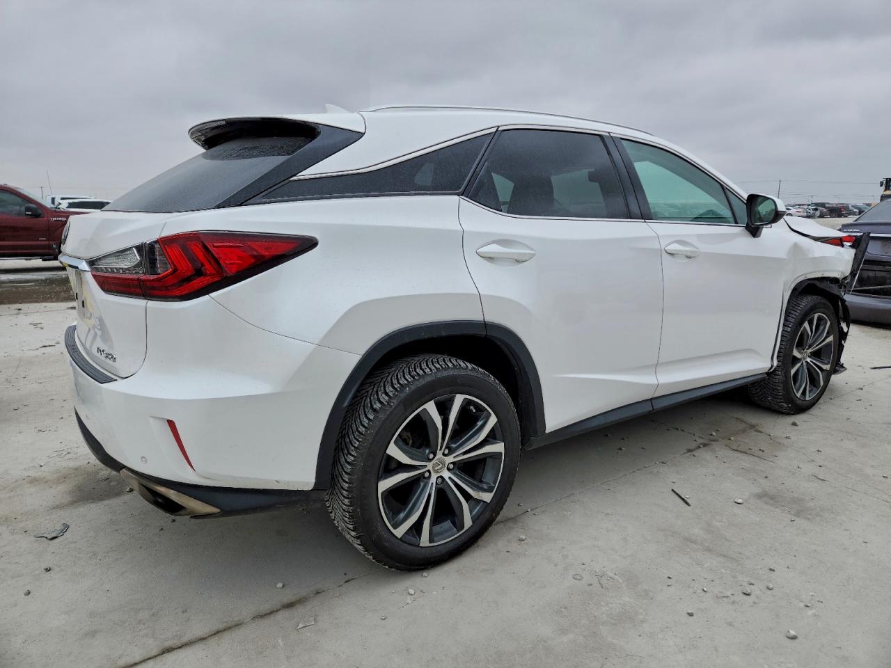 Lexus RX 350 Base Image 10